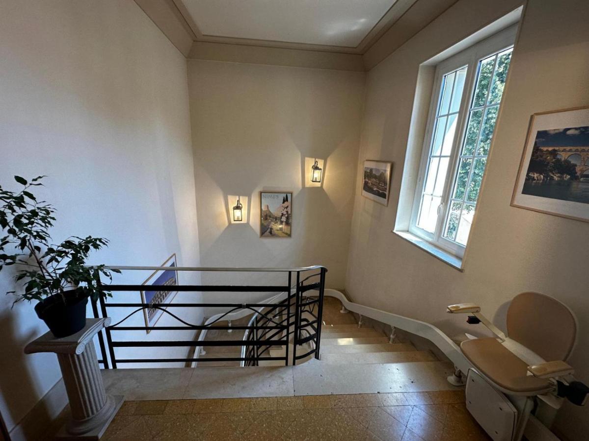 Appartement 4 A 8 Personnes, Spacieux De Standing Classe 4 Etoiles Nimes Exterior photo